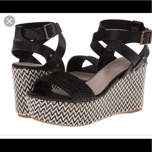 Aldo Shoes - Aldo Zegliacco platform sandals